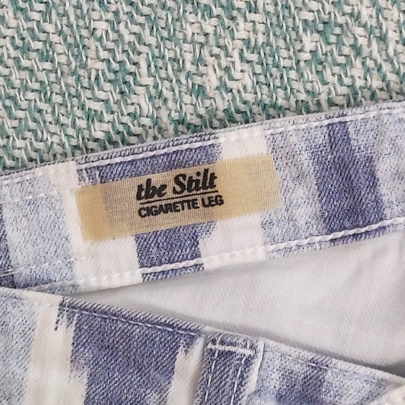 AG Adriano Goldschmied "the stilt" Cigarette Leg Jeans - 26R - Picture 4 of 11